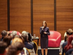 Maia Sandu s-a întâlnit cu comunitatea de moldoveni din Timișoara